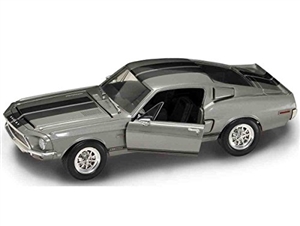 ☆SHELBY COLLECTIBLES1/18☆CARROLL SHELBY 2008 SHELBY GT 500 KR ☆-