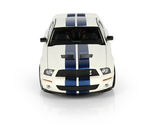 1:18 2007 Shelby GT500 White w/ Blue Stripes